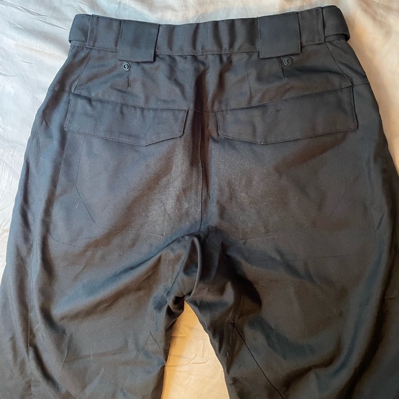 DC Black Ski Snow Snowboard Pants High Rise Medium - Picture 3 of 5